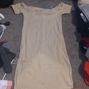 Old Navy off the shoulders cream fitted dress